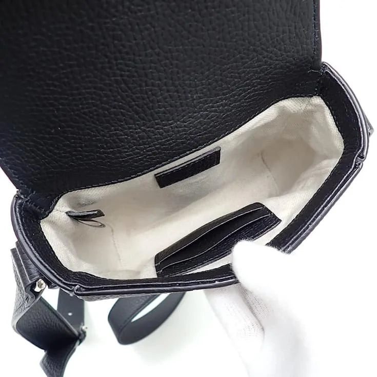 Gucci Black Leather Messenger Bag