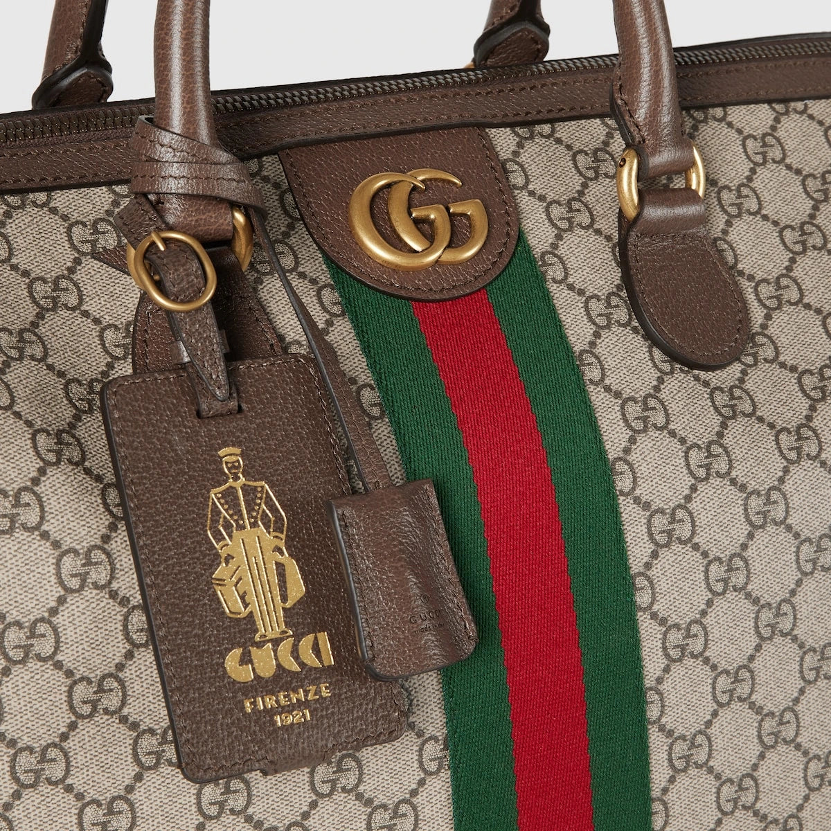 Gucci Savoy Medium Duffle Bag Beige