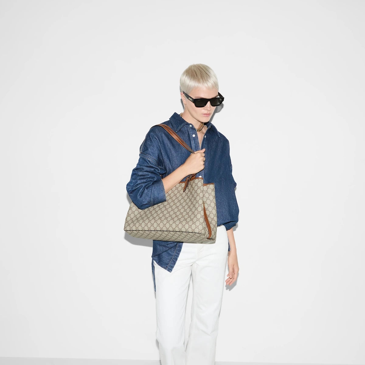Gucci GG Emblem Maxi Tote Bag Beige Ebony GG Canvas