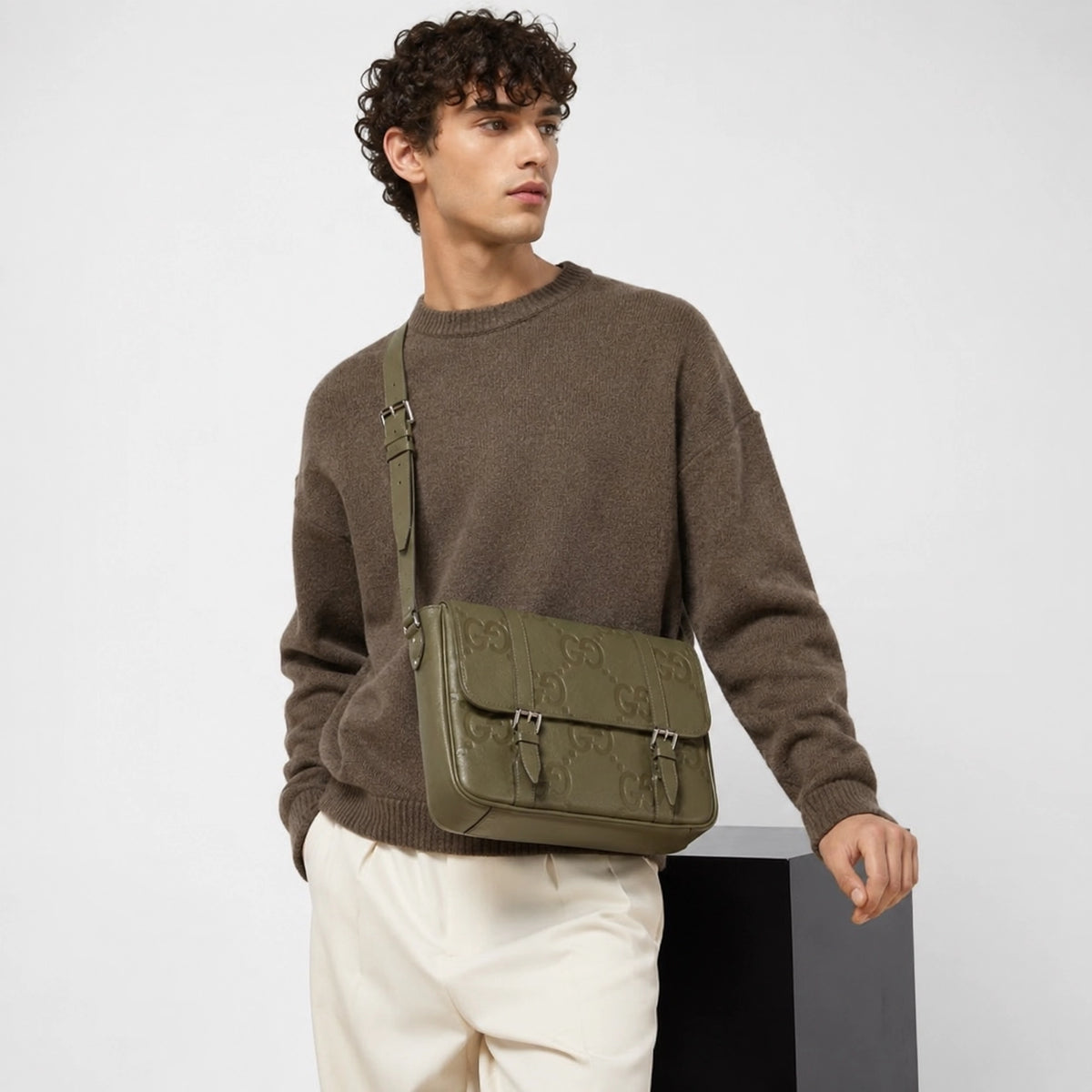Gucci jumbo medium messenger bag