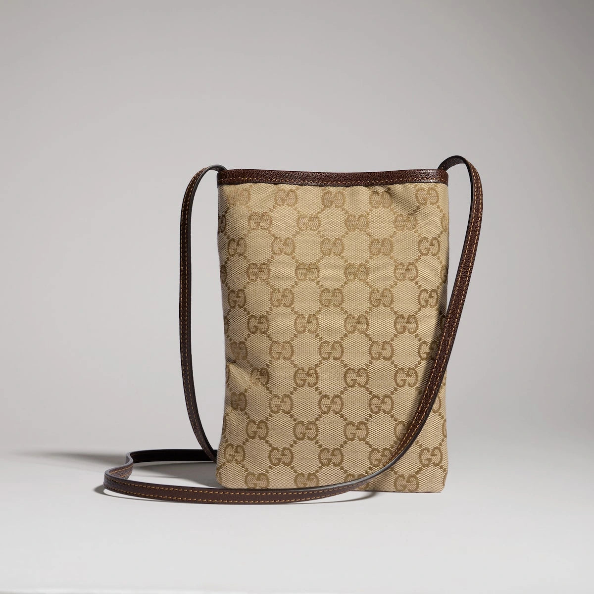 Gucci GG Phone Pouch Beige