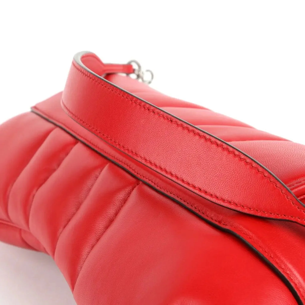 Gucci Chain leather handbag