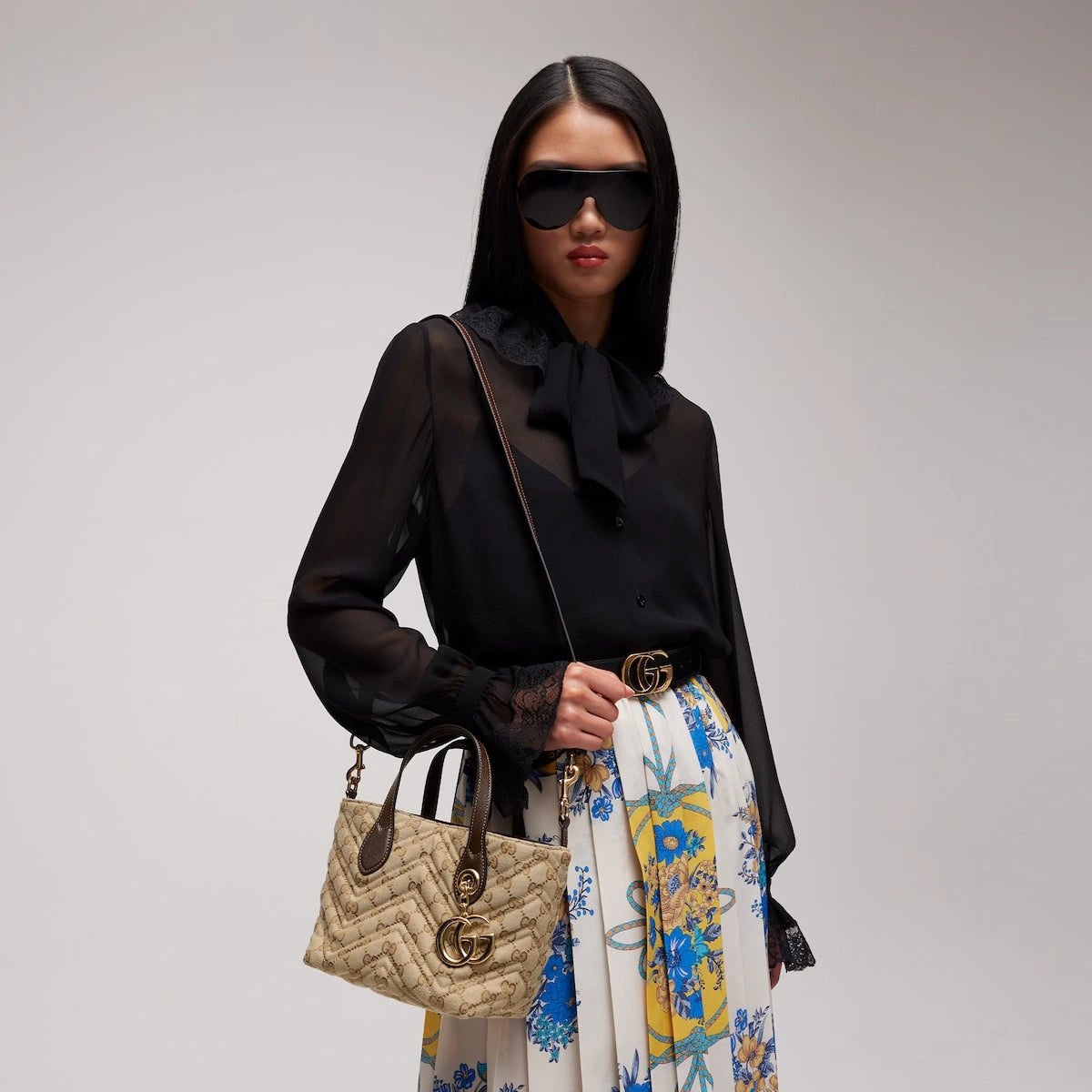 Gucci GG Marmont Small Tote Bag Beige
