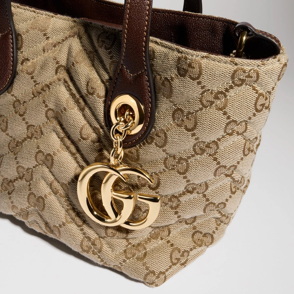 Gucci GG Marmont Small Tote Bag Beige